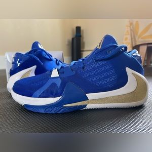 Nike Freak 1 (GS) Older Kids’ Basketball Shoes 6Y or Women’s 7.5